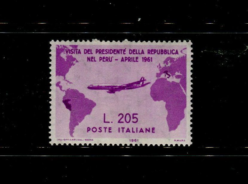 Italy No 824a lilac issue of 1961 Mint Never Hinged 182